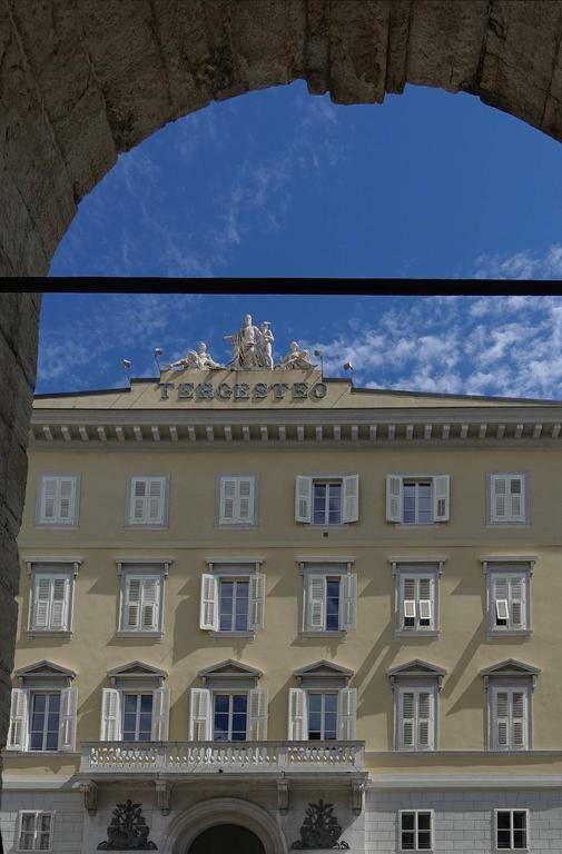 Tergesteo Palace Suite トリエステ エクステリア 写真